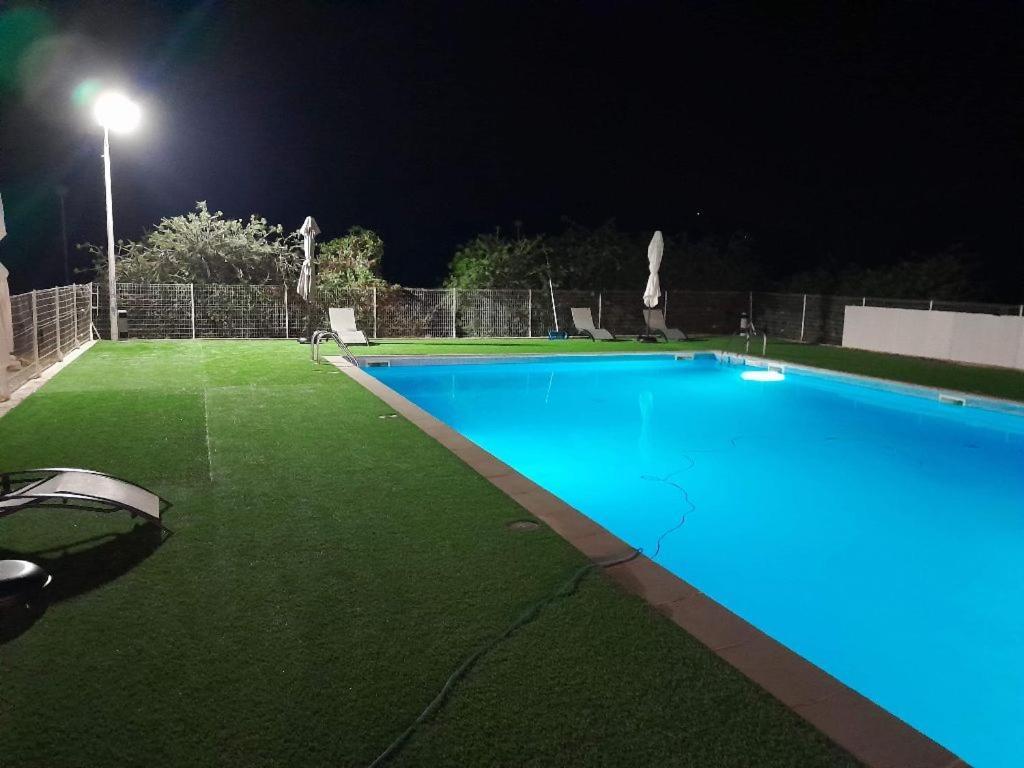 Hotel La Garenne Tresserre Luaran gambar