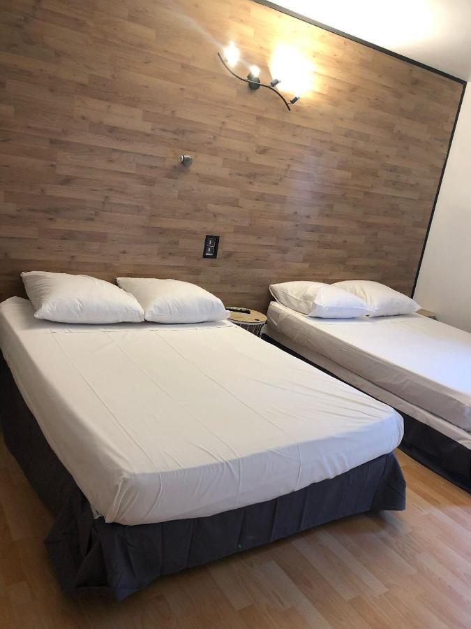 Hotel La Garenne Tresserre Luaran gambar